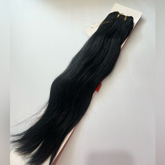 New Silky Straight   hair Black 18 Inch 100% Human Hair Extension Weft - Picture 1 of 5